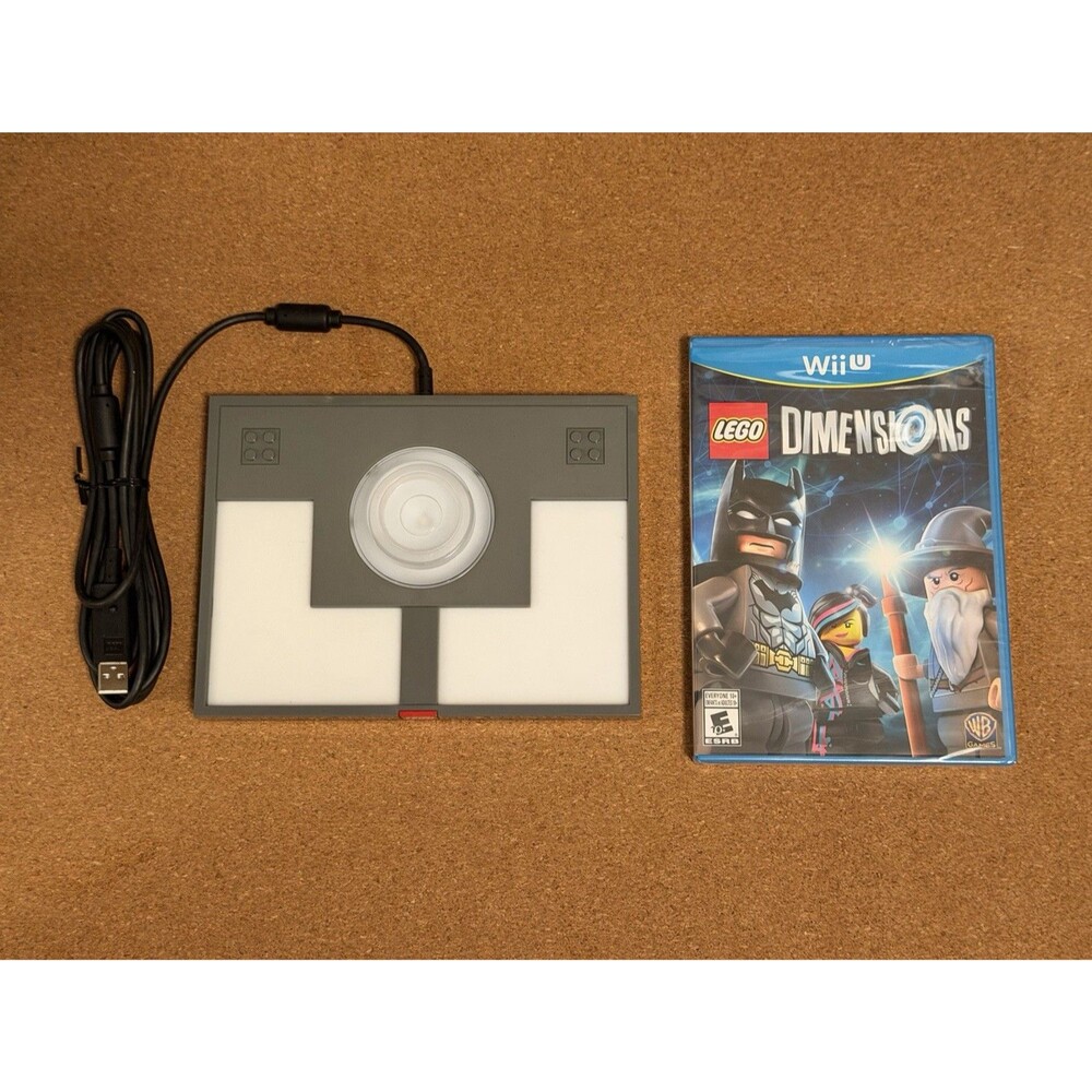 LEGO Dimensions Portal Pad USB Powered + LEGO Dimensions Game for Nintendo Wii U